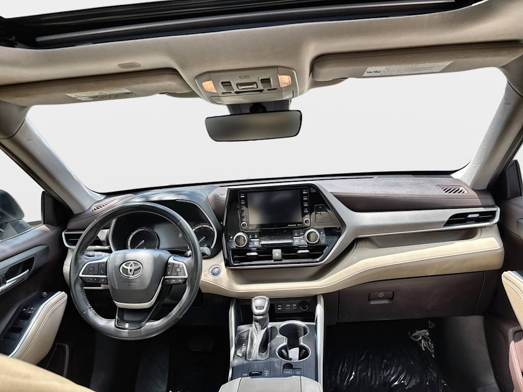 Thumbnail: 2022 Toyota Highlander - 2