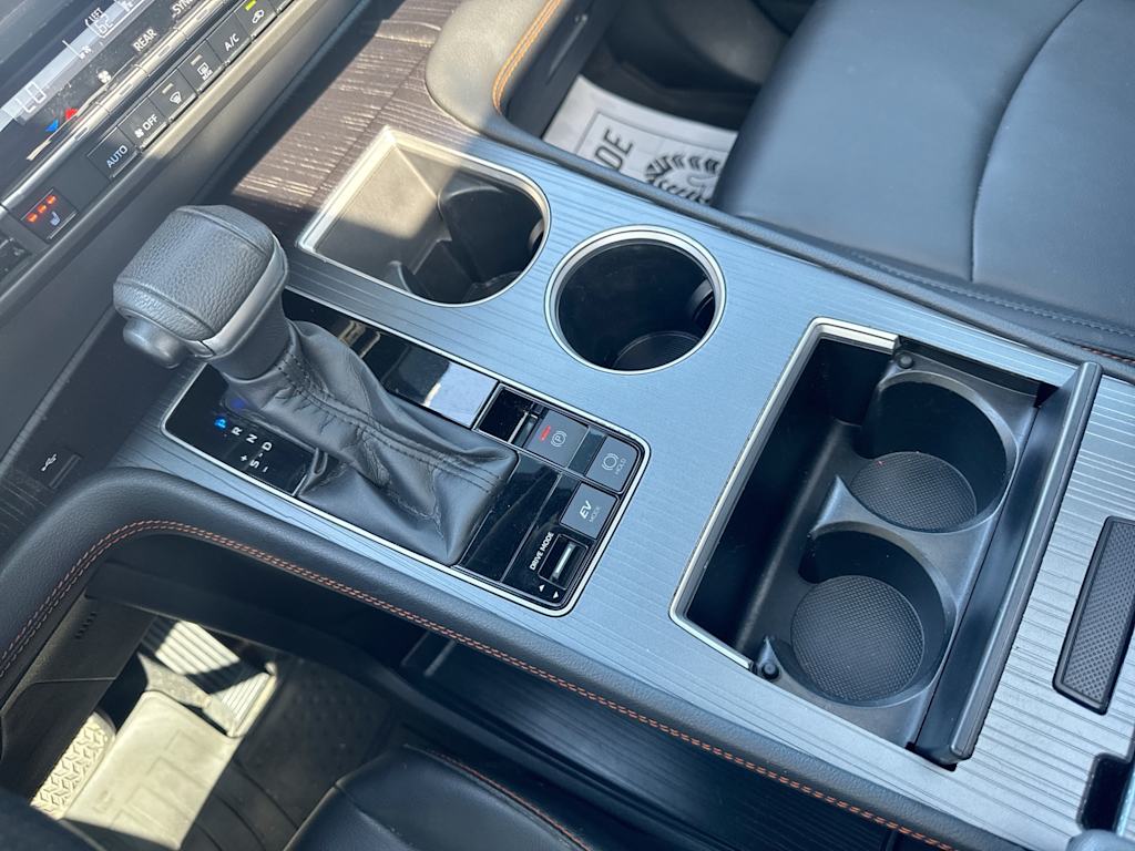 Thumbnail: 2021 Toyota Sienna - 14