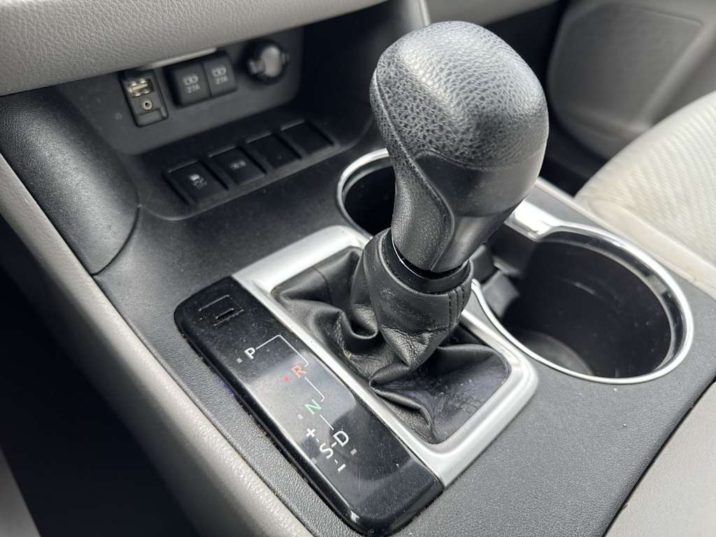 Thumbnail: 2017 Toyota Highlander - 27