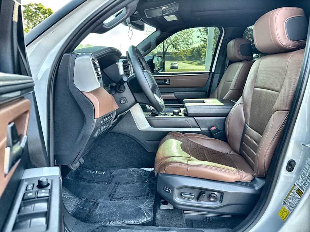 Thumbnail: 2025 Toyota Tundra - 11