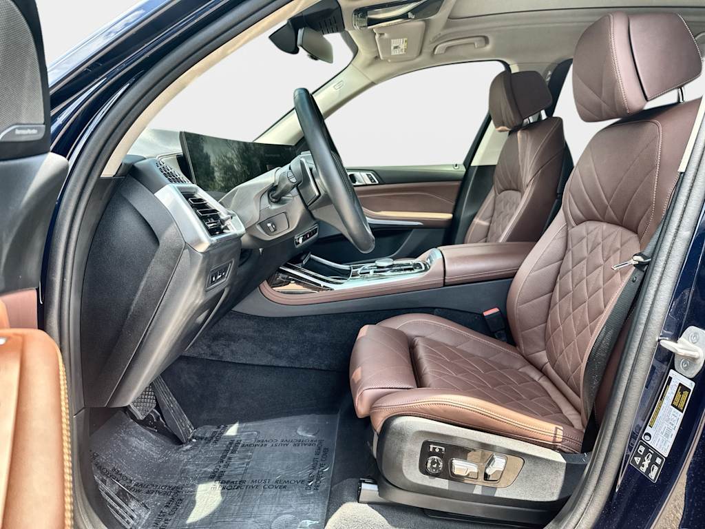 Thumbnail: 2024 BMW X7 - 11
