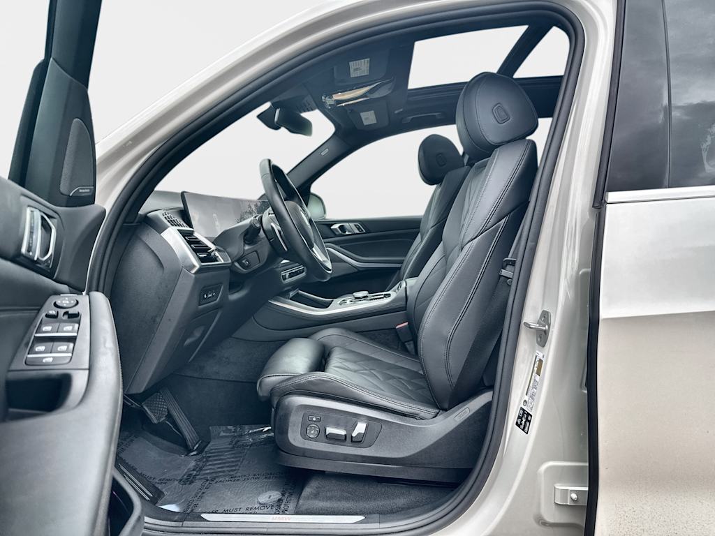 Thumbnail: 2026 BMW X5 - 11