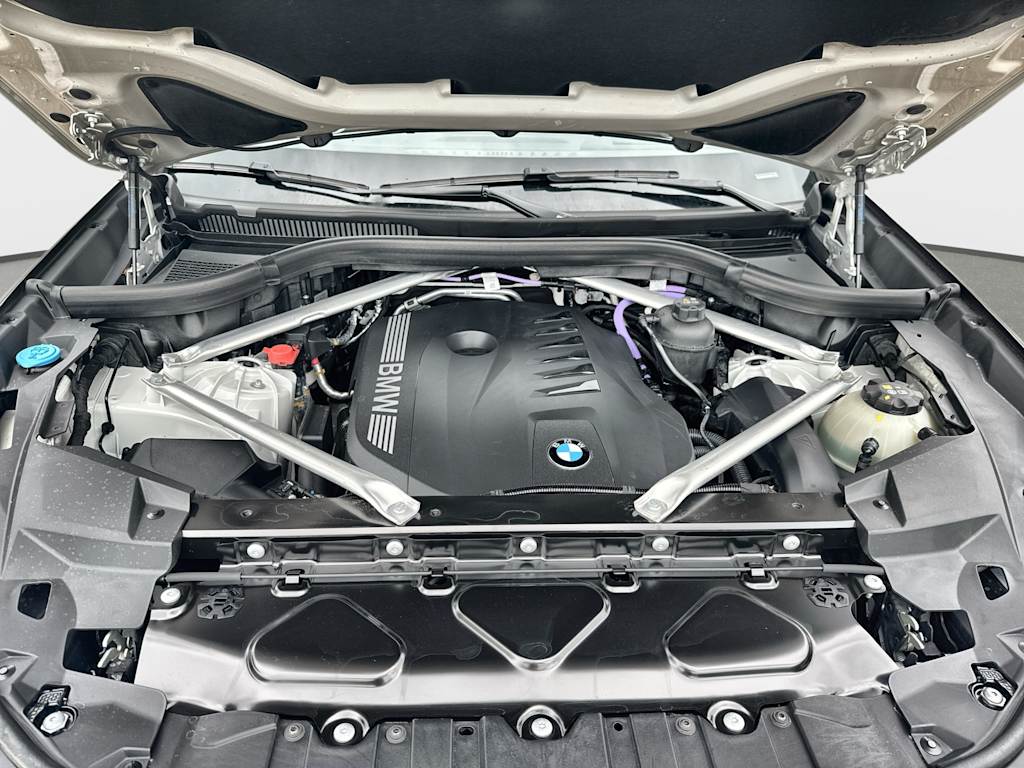 Thumbnail: 2026 BMW X5 - 9