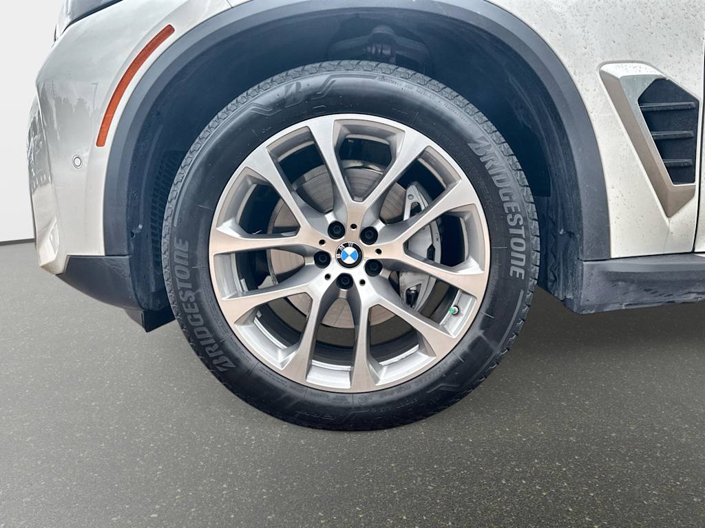 Thumbnail: 2026 BMW X5 - 8