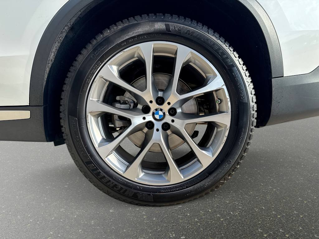 Thumbnail: 2024 BMW X5 - 8