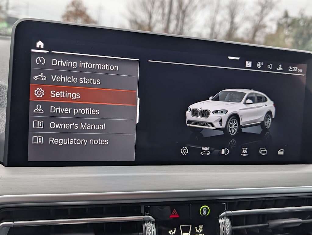 Thumbnail: 2025 BMW X4 - 19