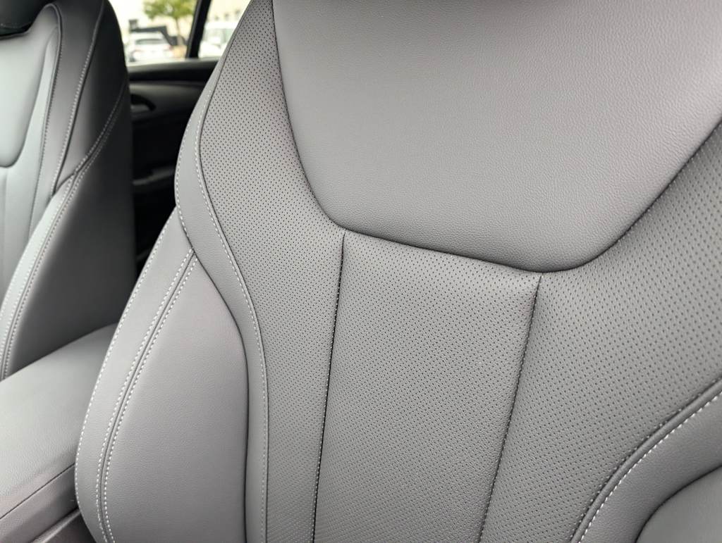 Thumbnail: 2025 BMW X4 - 10