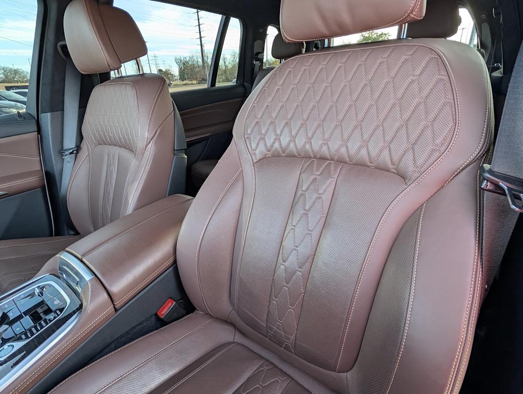 Thumbnail: 2024 BMW X7 - 9