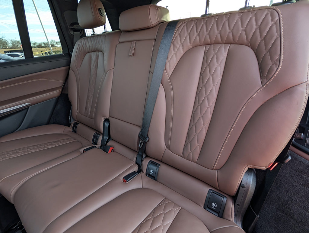 Thumbnail: 2024 BMW X7 - 11