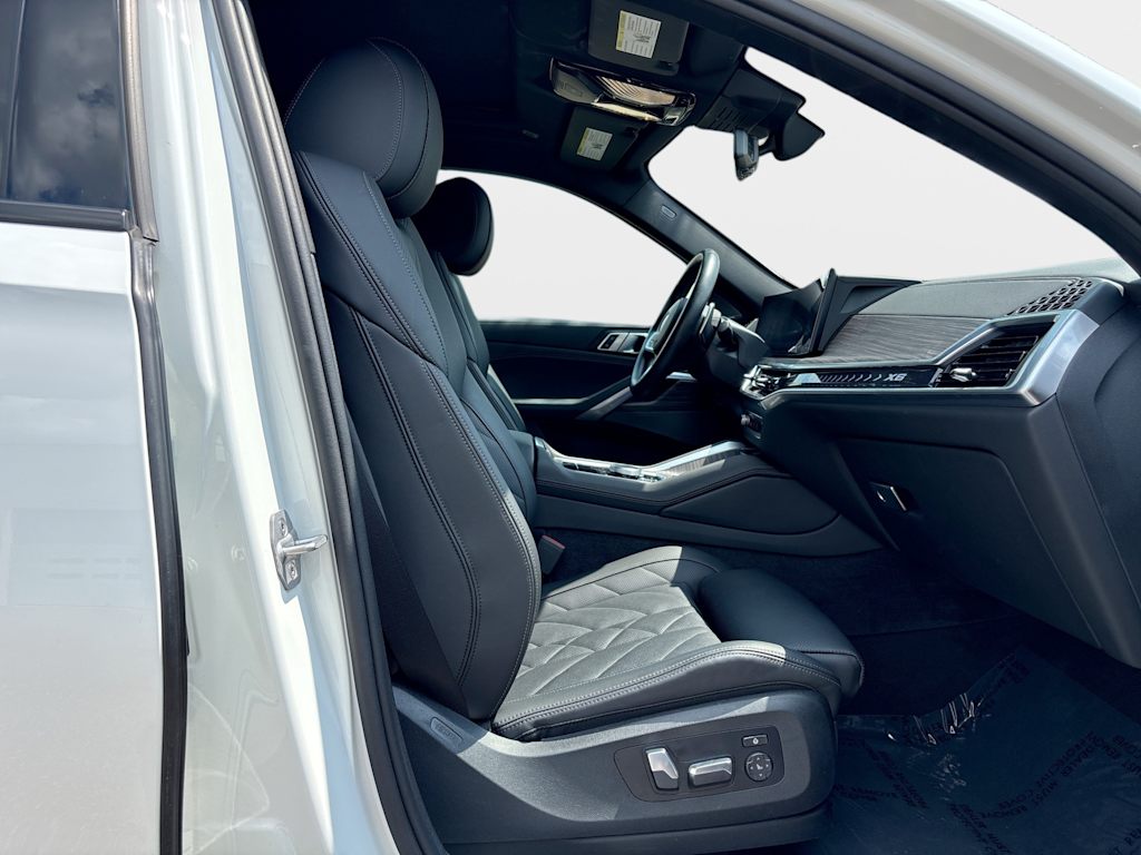 Thumbnail: 2024 BMW X6 - 22