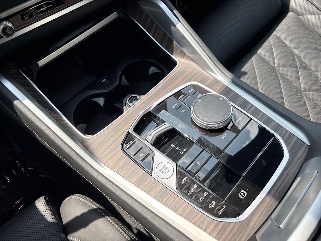 Thumbnail: 2024 BMW X6 - 14