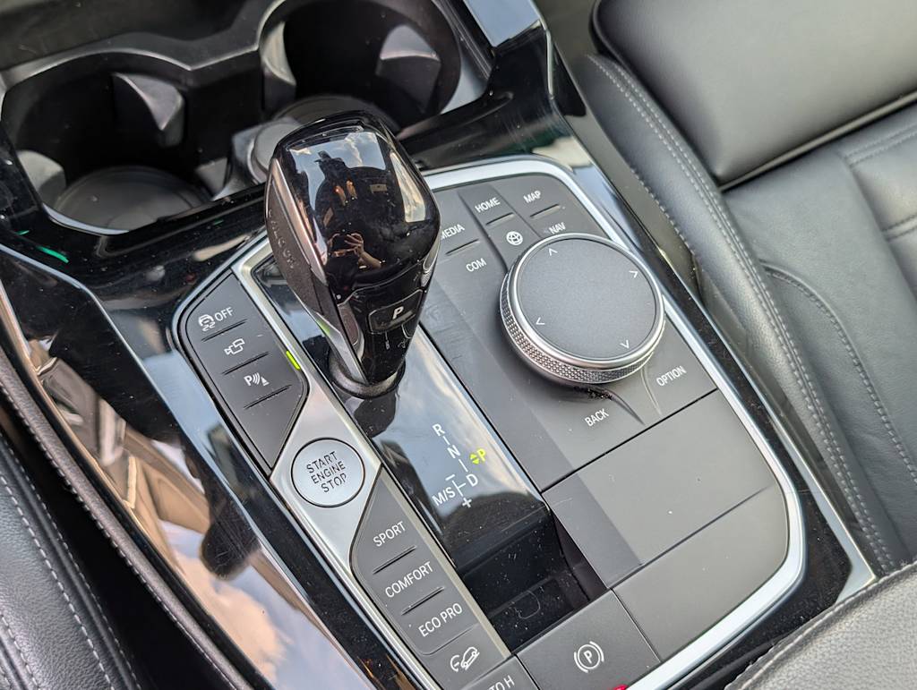 Thumbnail: 2022 BMW X4 - 23