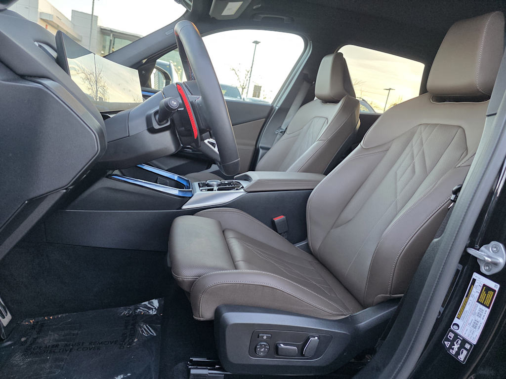 Thumbnail: 2025 BMW X3 - 8