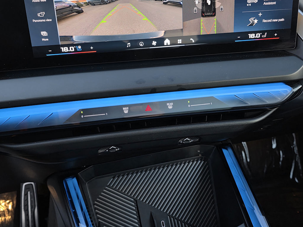 Thumbnail: 2025 BMW X3 - 26