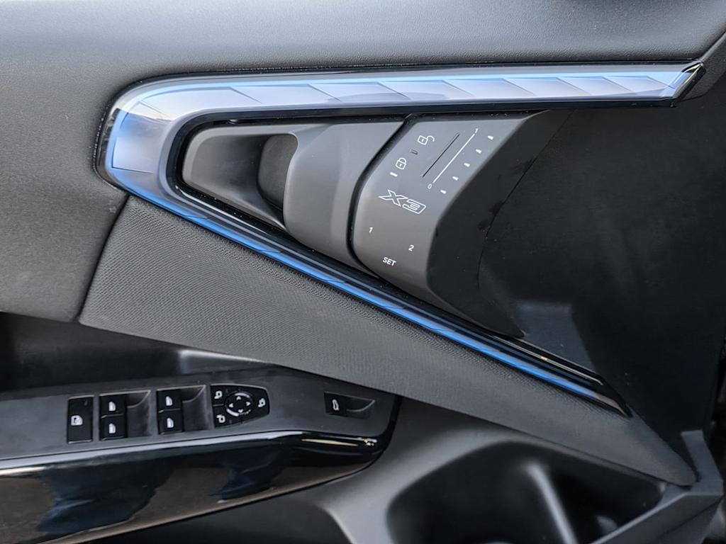 Thumbnail: 2025 BMW X3 - 21