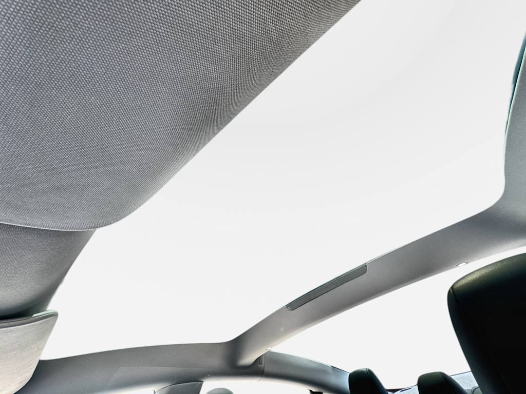 Thumbnail: 2024 Tesla Model 3 - 28