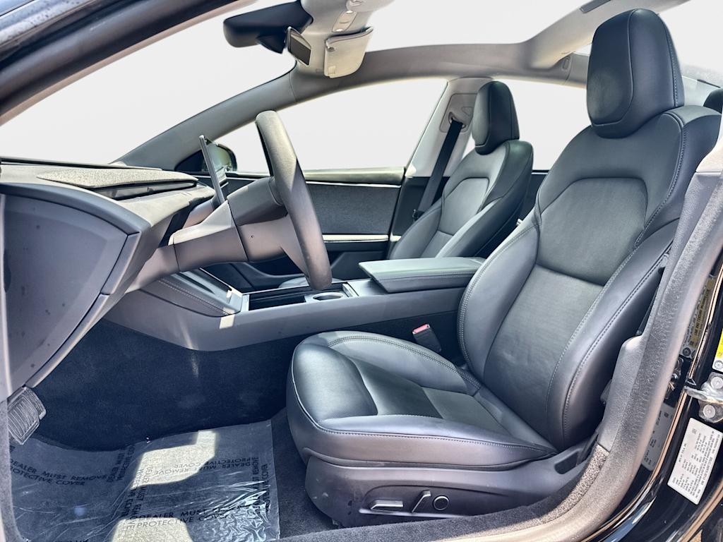 Thumbnail: 2024 Tesla Model 3 - 10