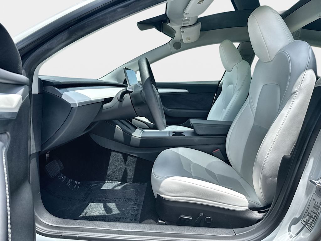 Thumbnail: 2023 Tesla Model 3 - 8