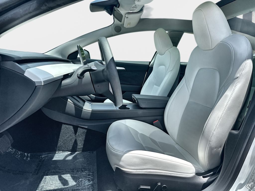 Thumbnail: 2023 Tesla Model 3 - 9