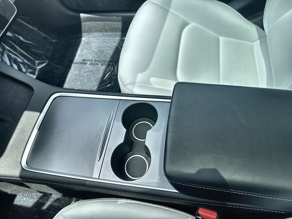 Thumbnail: 2023 Tesla Model 3 - 23