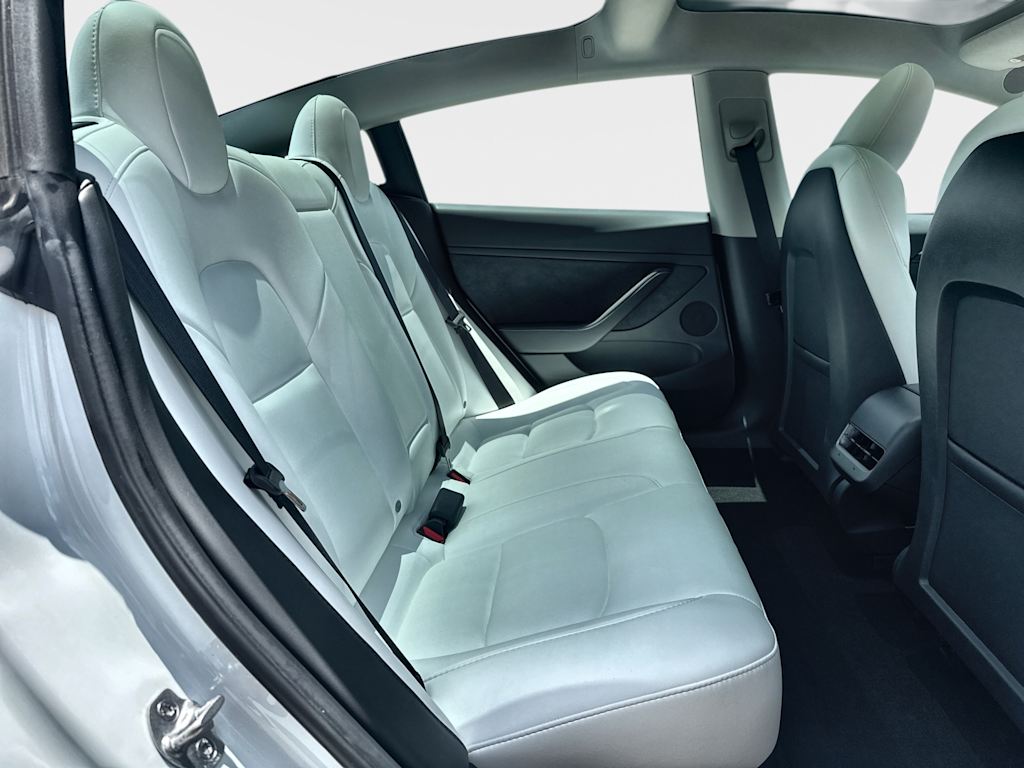 Thumbnail: 2023 Tesla Model 3 - 22