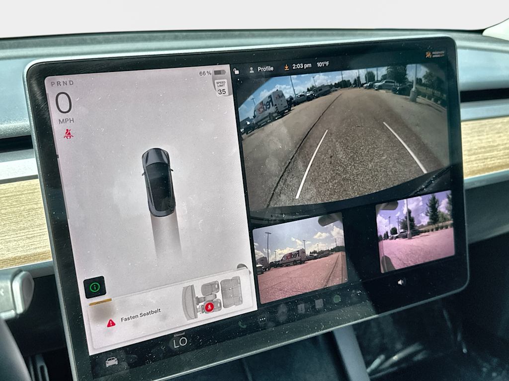 Thumbnail: 2023 Tesla Model 3 - 27