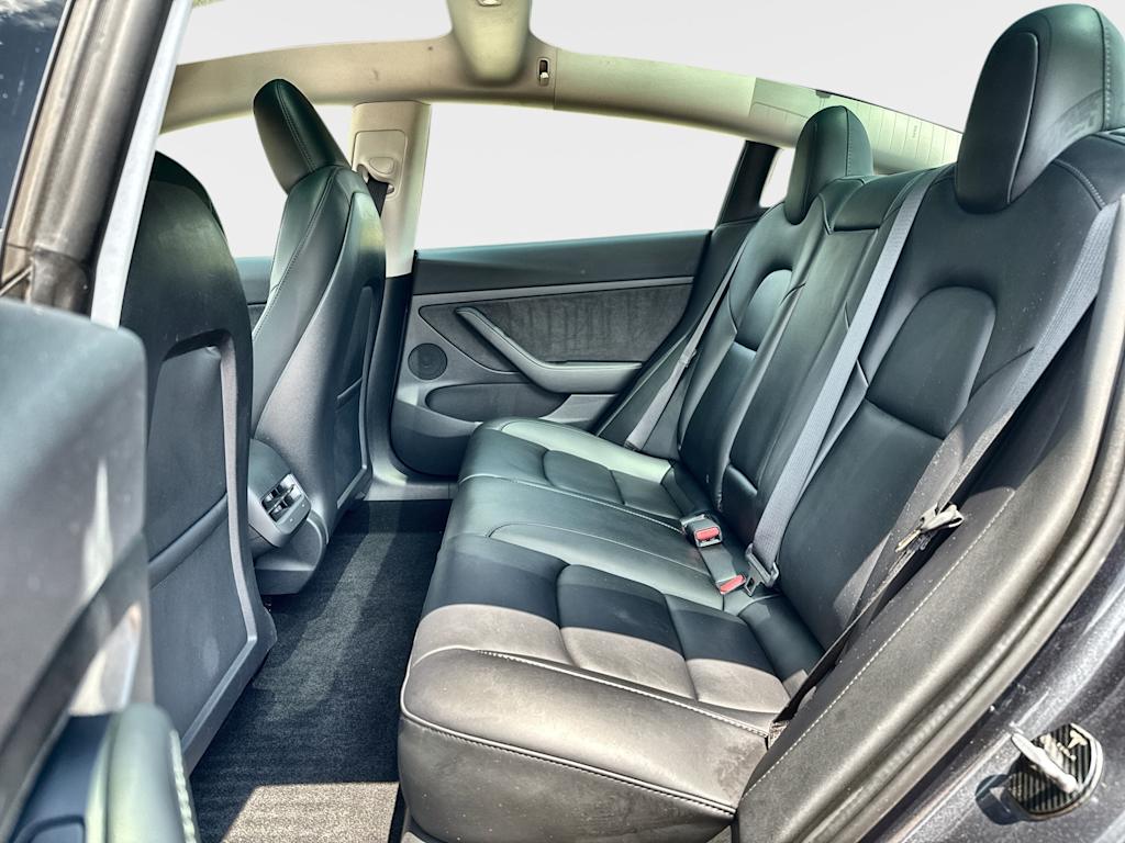Thumbnail: 2023 Tesla Model 3 - 12