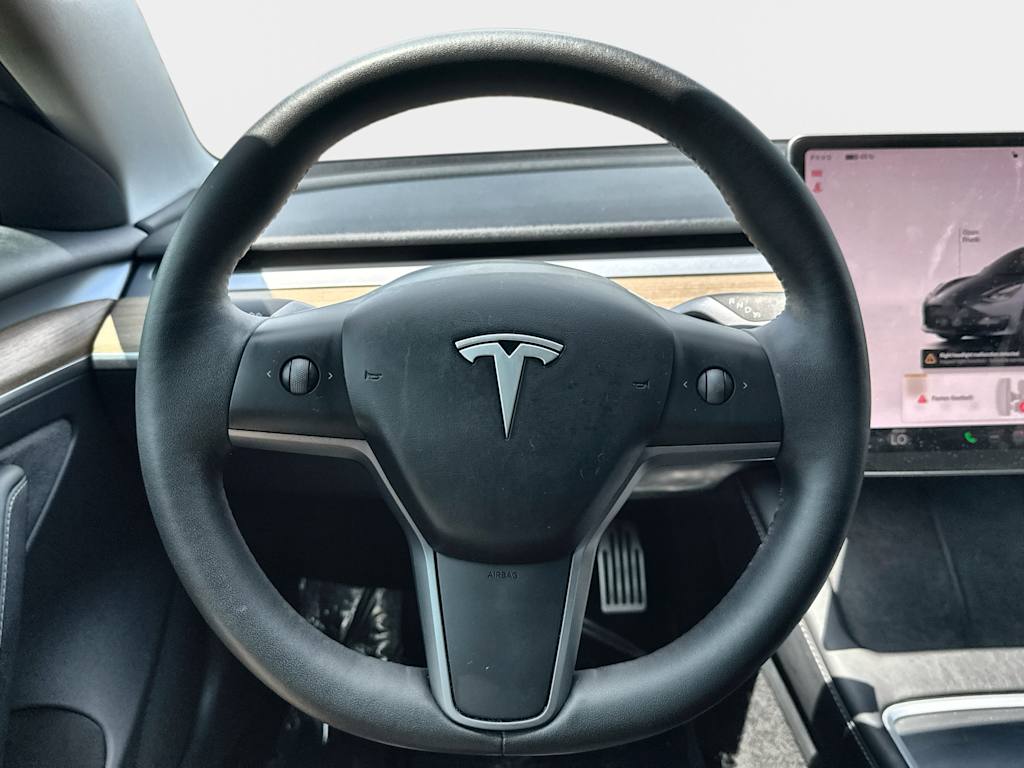 Thumbnail: 2023 Tesla Model 3 - 9