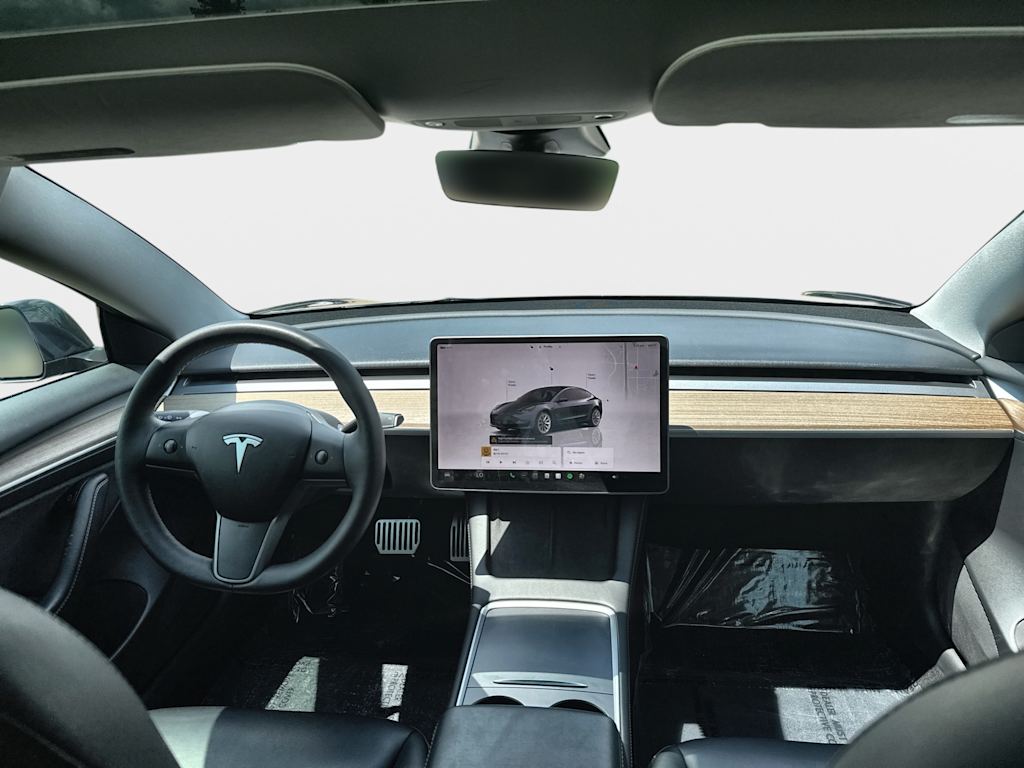 Thumbnail: 2023 Tesla Model 3 - 2