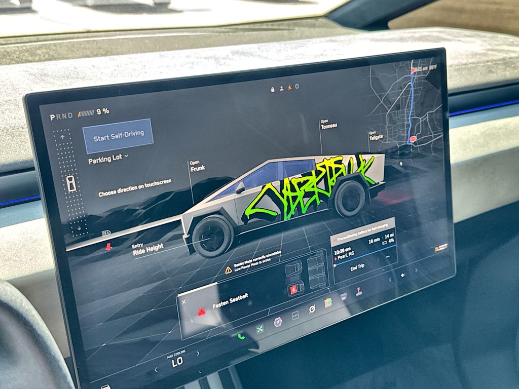 Thumbnail: 2024 Tesla Cybertruck - 11