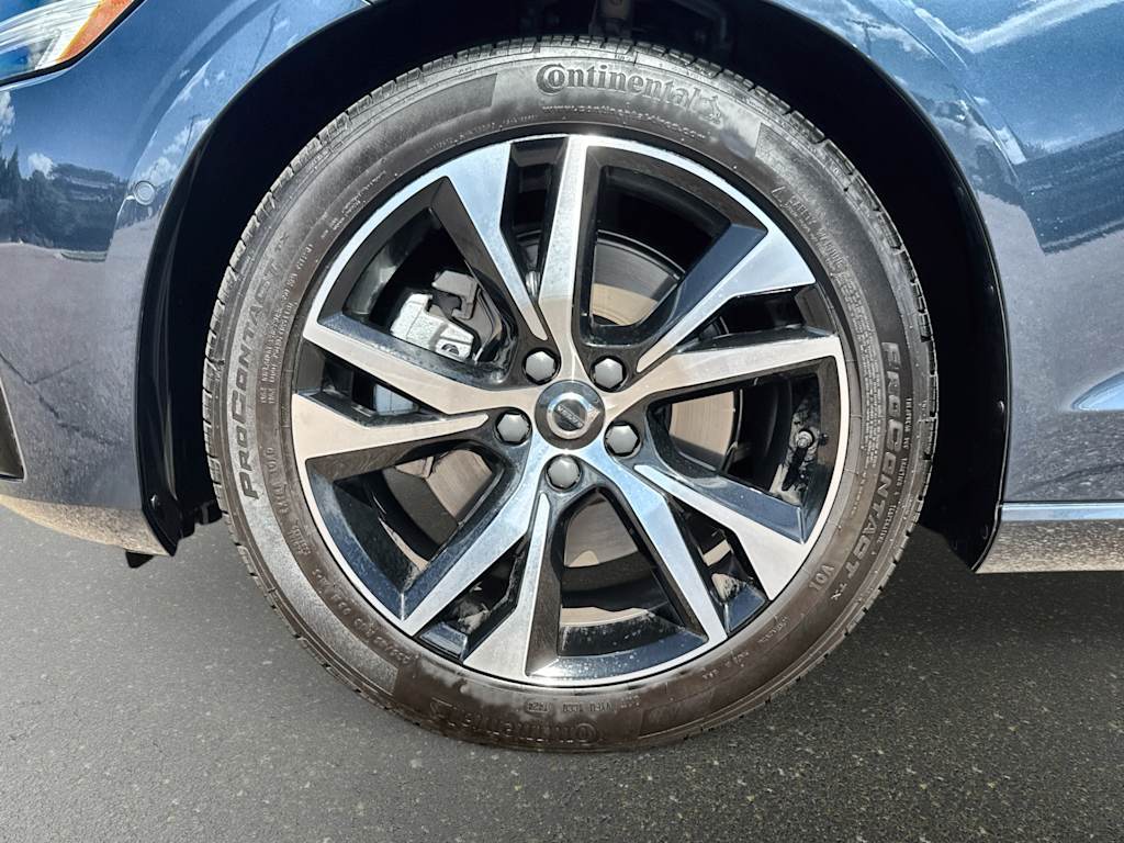 Thumbnail: 2025 Volvo S60 - 8