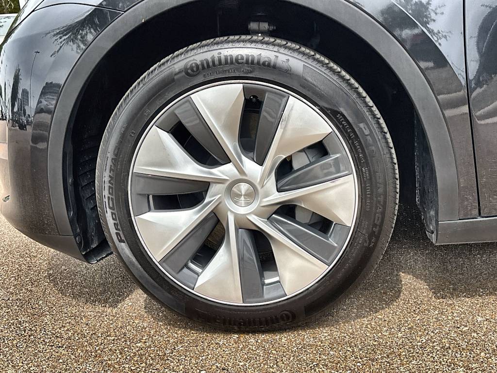 Thumbnail: 2024 Tesla Model Y - 7