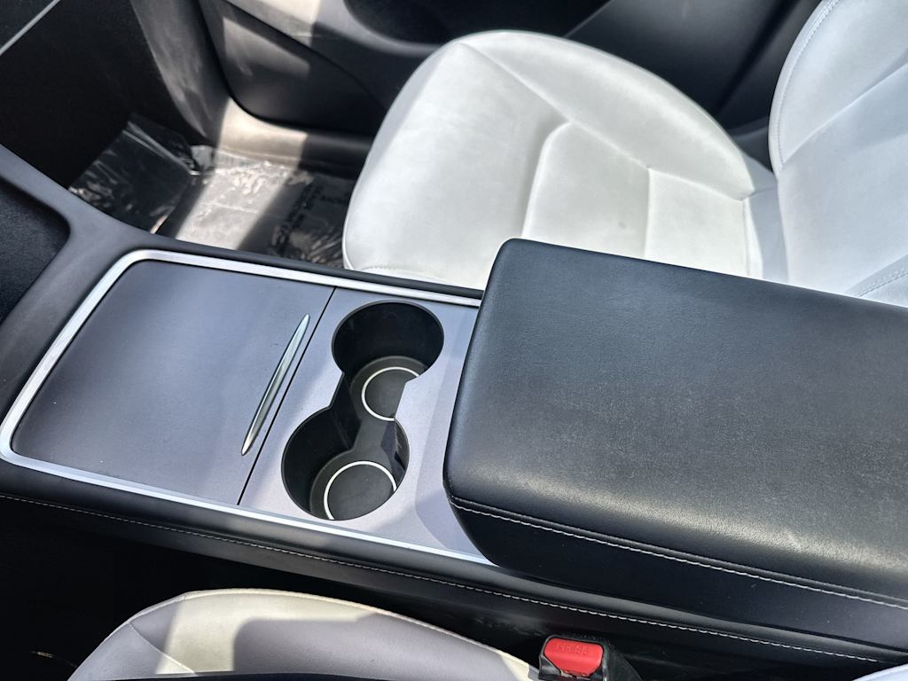 Thumbnail: 2023 Tesla Model Y - 25