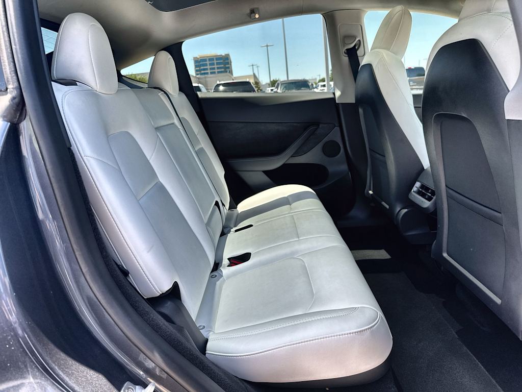 Thumbnail: 2023 Tesla Model Y - 24