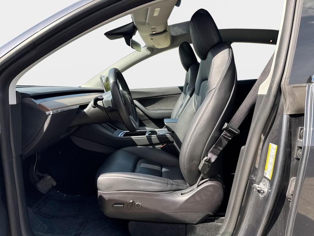 Thumbnail: 2022 Tesla Model Y - 20