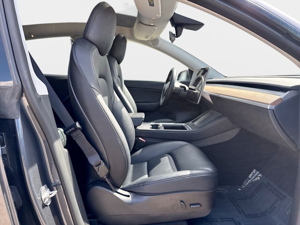 Thumbnail: 2022 Tesla Model Y - 9