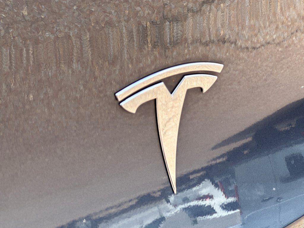 Thumbnail: 2023 Tesla Model Y - 23