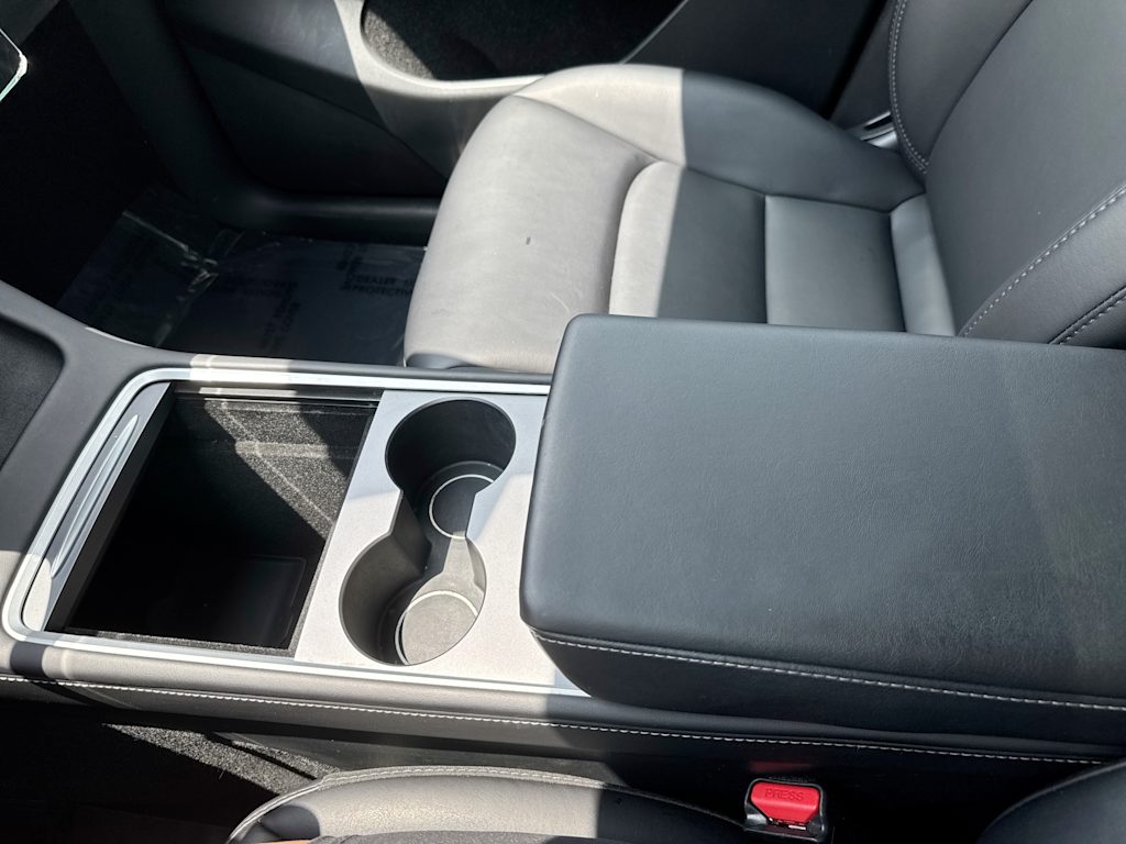 Thumbnail: 2023 Tesla Model Y - 14