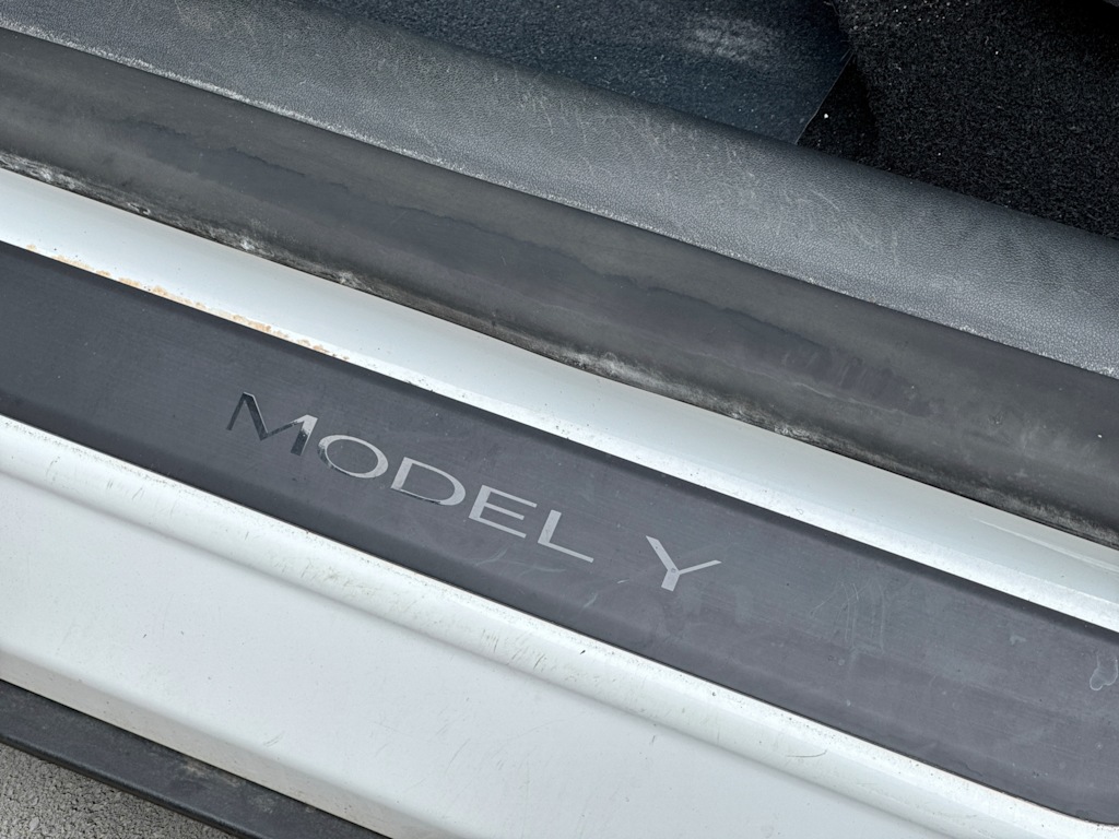 Thumbnail: 2023 Tesla Model Y - 7