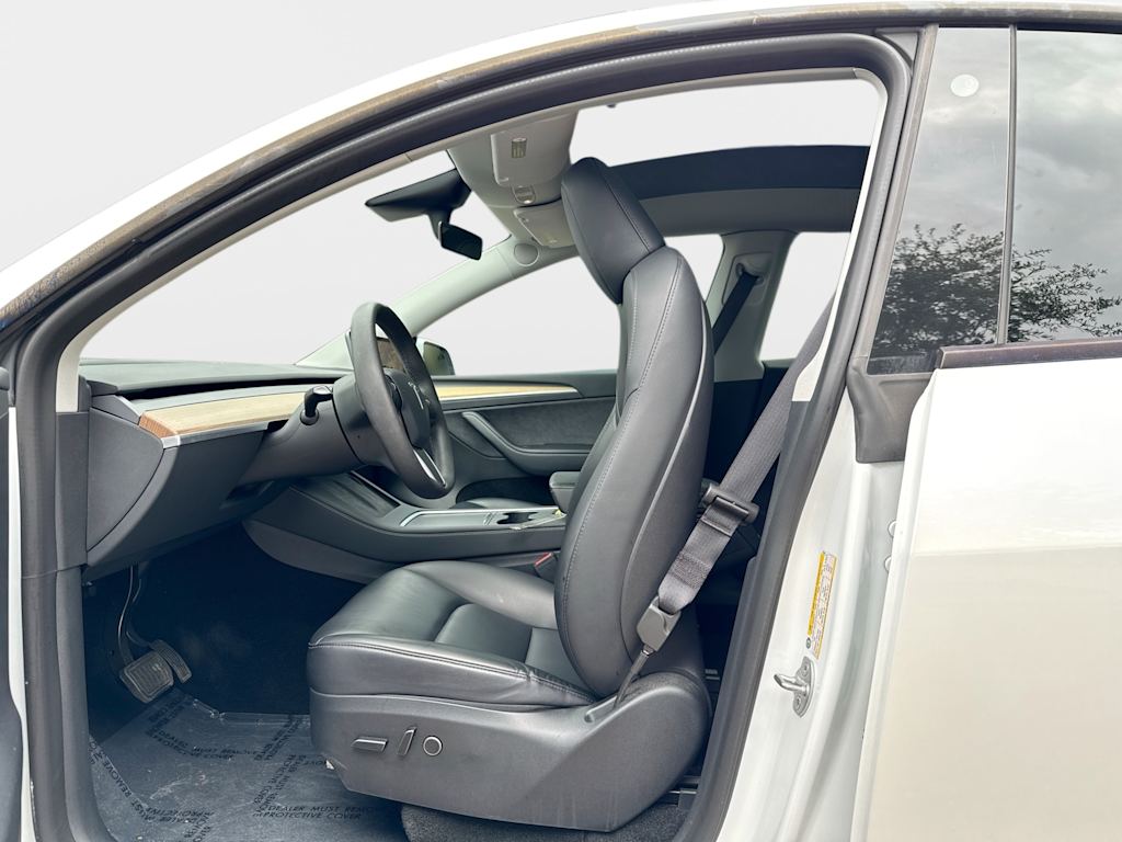 Thumbnail: 2023 Tesla Model Y - 11