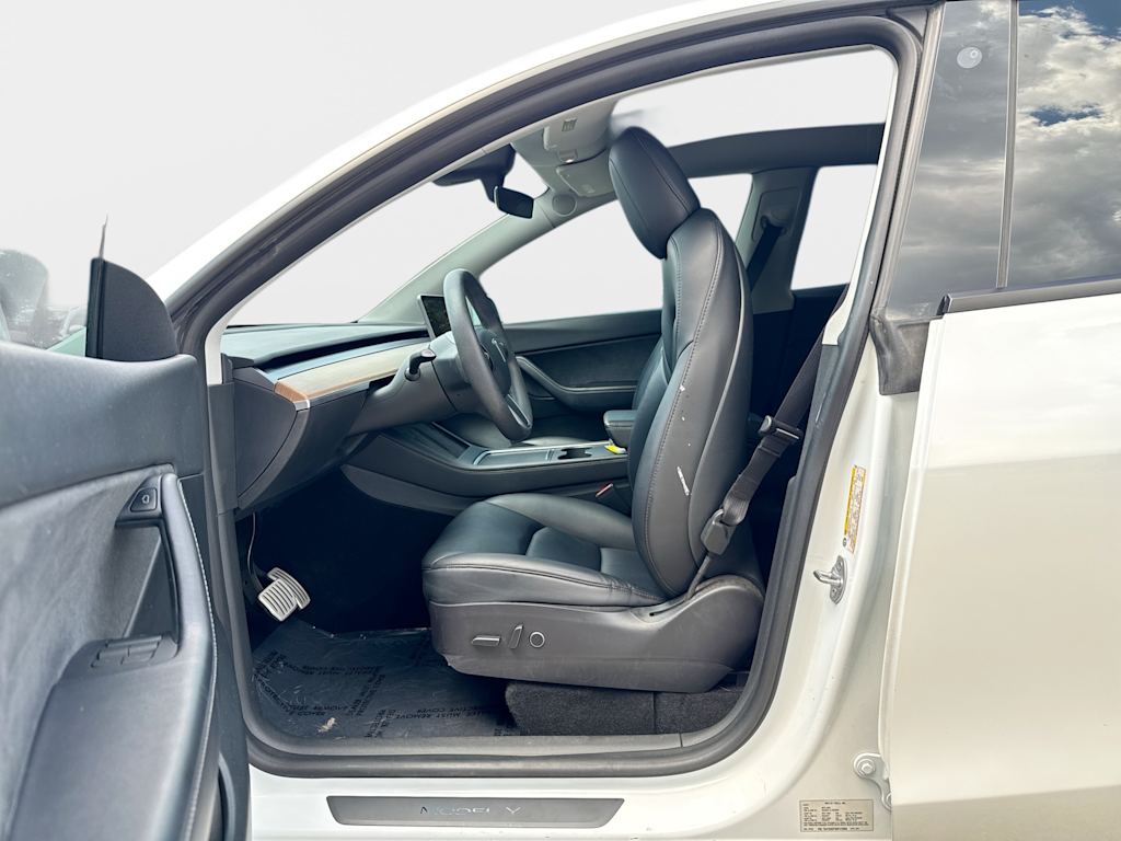 Thumbnail: 2022 Tesla Model Y - 19