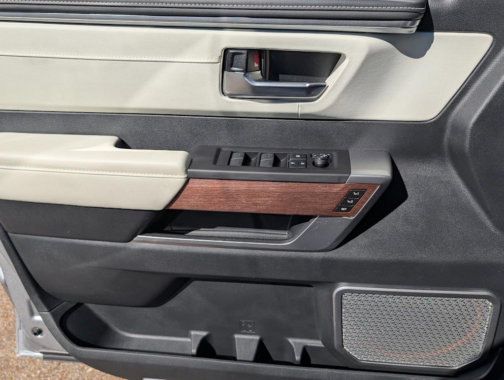 Thumbnail: 2023 Toyota Sequoia - 24