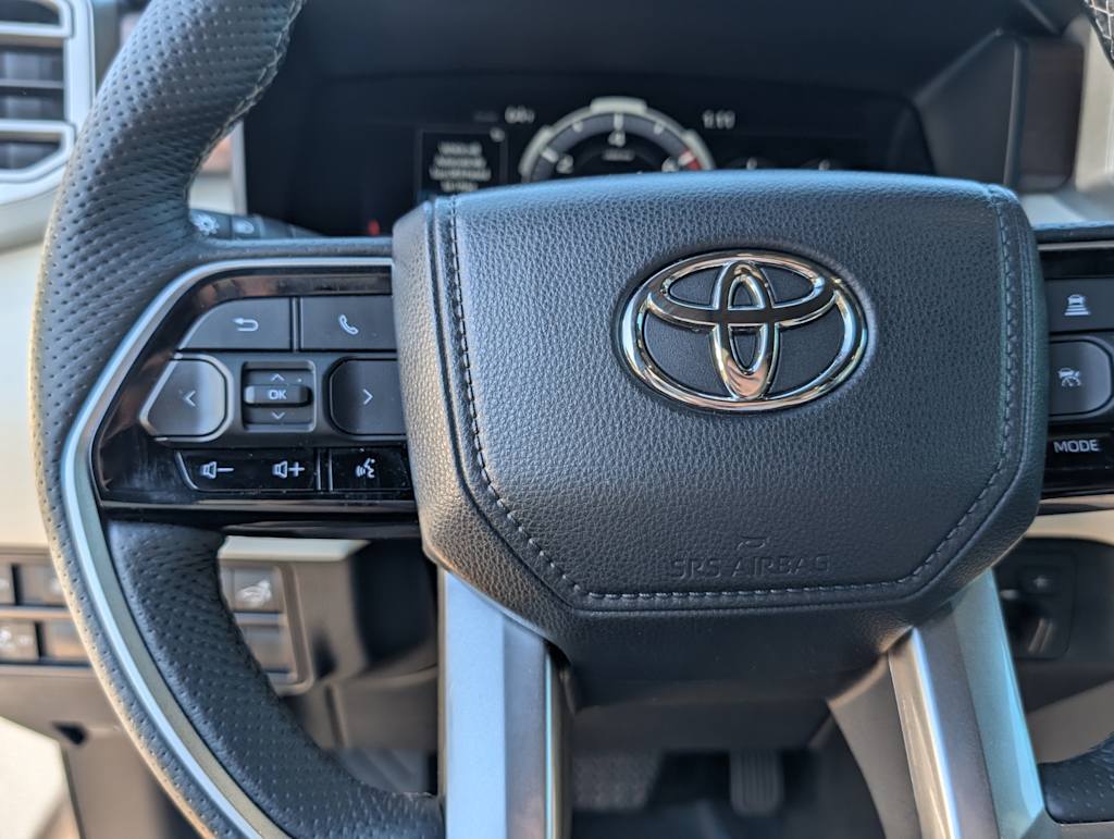 Thumbnail: 2023 Toyota Sequoia - 20