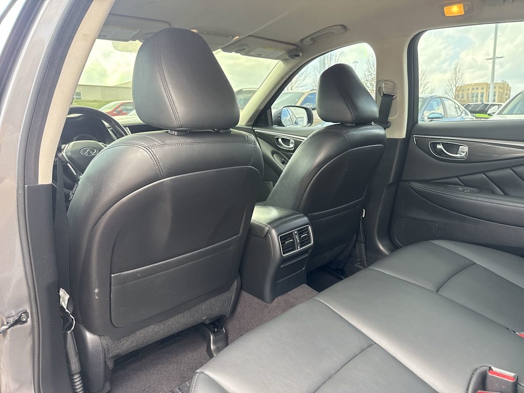 Thumbnail: 2018 INFINITI Q50 - 13