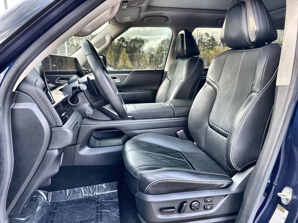 Thumbnail: 2025 INFINITI QX80 - 11