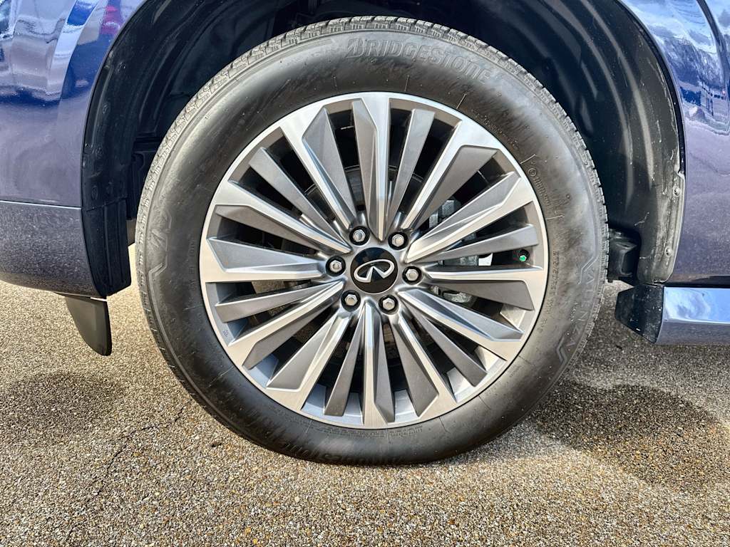 Thumbnail: 2025 INFINITI QX80 - 7