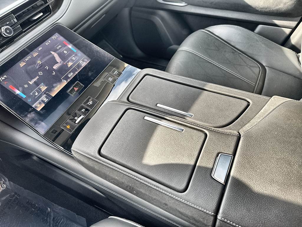 Thumbnail: 2025 INFINITI QX80 - 14