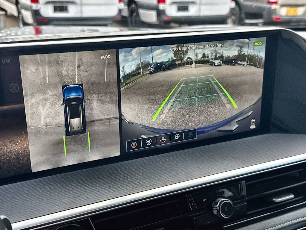 Thumbnail: 2025 INFINITI QX80 - 13