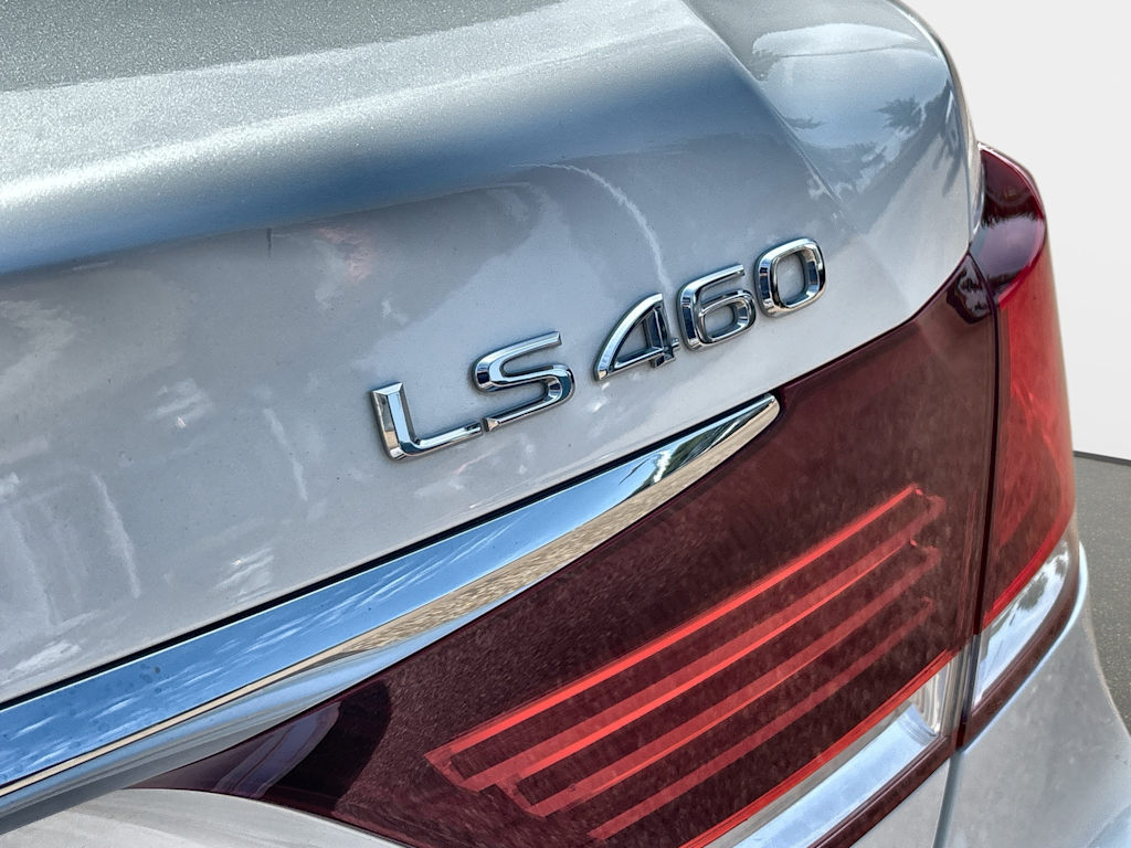 Thumbnail: 2017 Lexus LS - 6