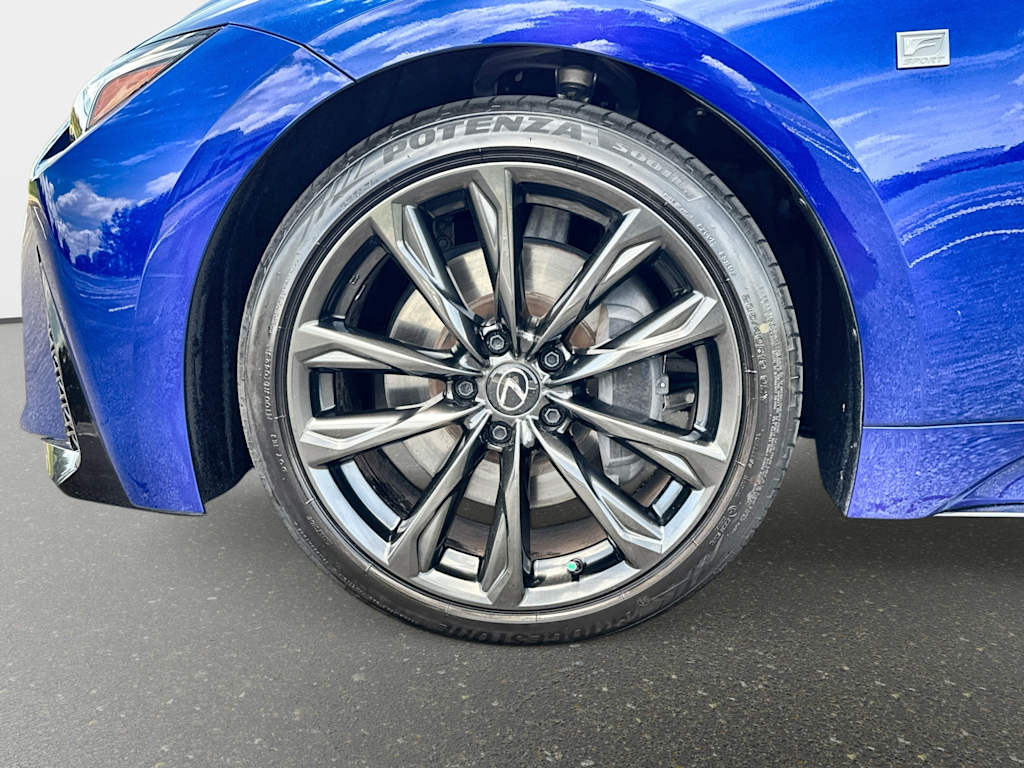 Thumbnail: 2025 Lexus ES - 8